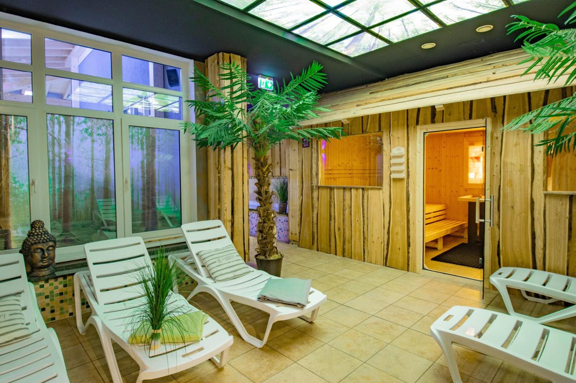 Ferien Hotel Spree-Neisse Neuhausen  Esterno foto
