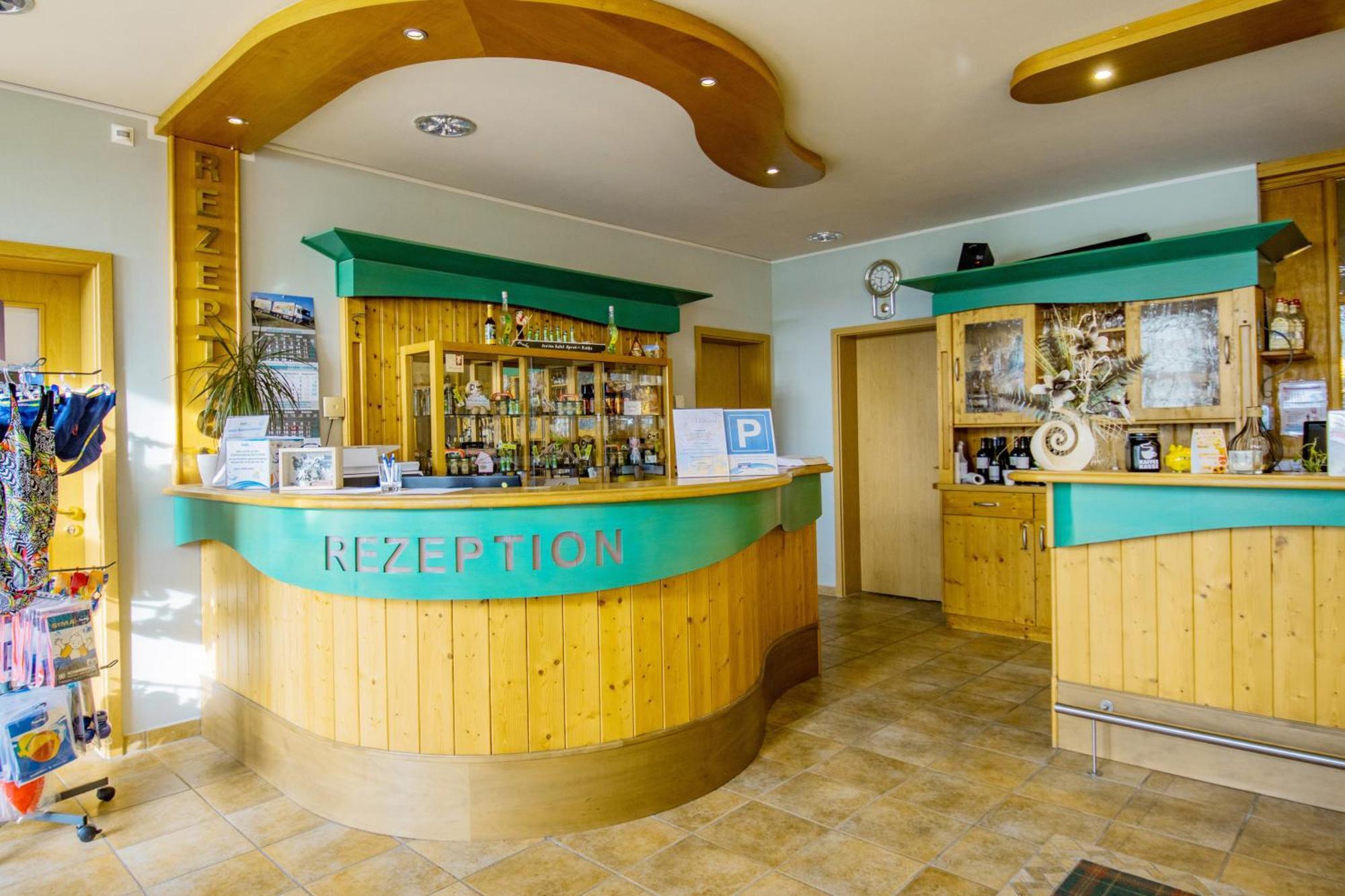 Ferien Hotel Spree-Neisse Neuhausen  Esterno foto