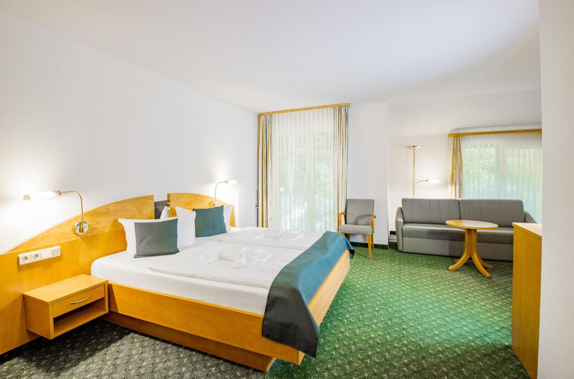 Ferien Hotel Spree-Neisse Neuhausen  Esterno foto