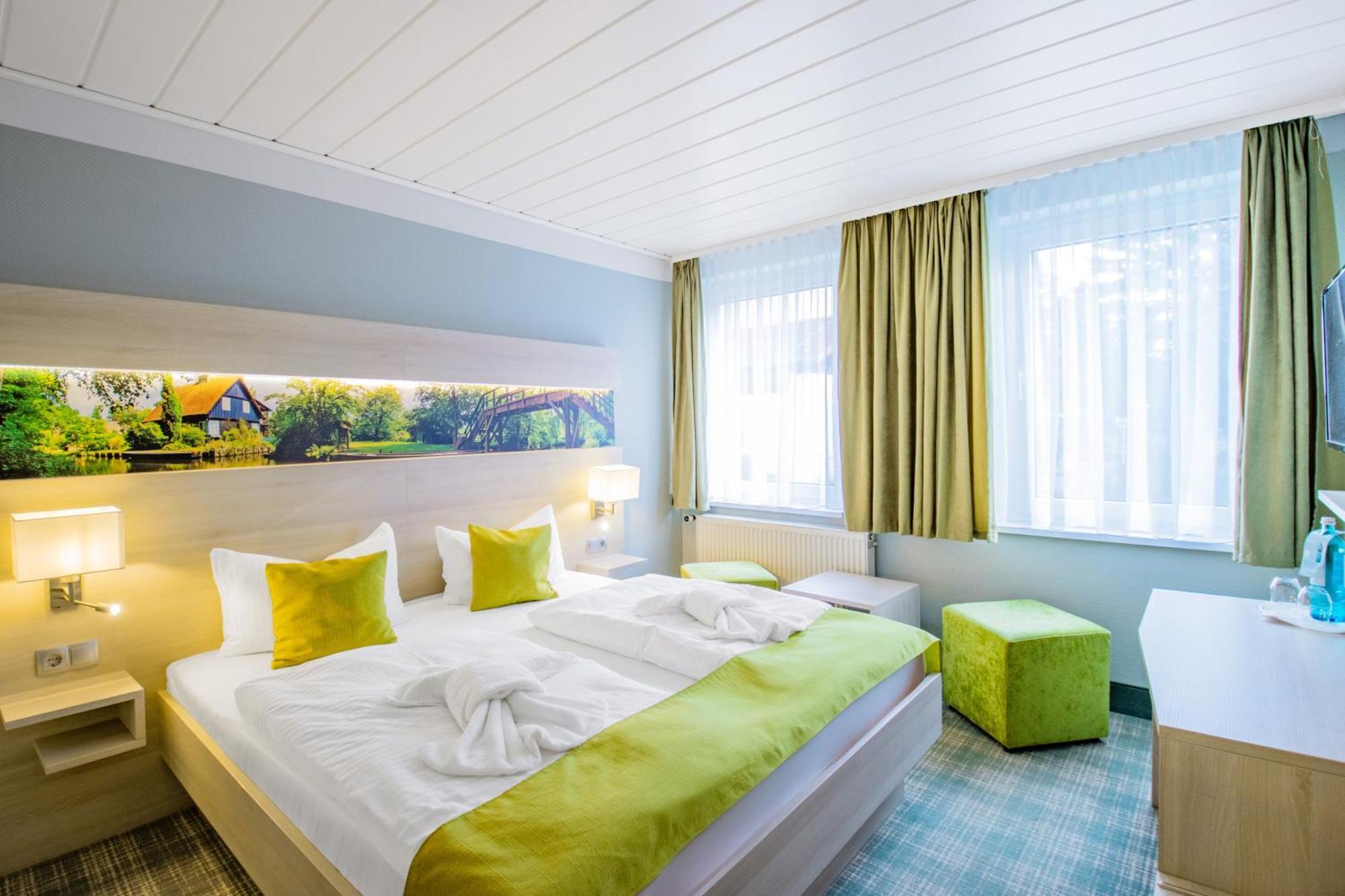 Ferien Hotel Spree-Neisse Neuhausen  Esterno foto