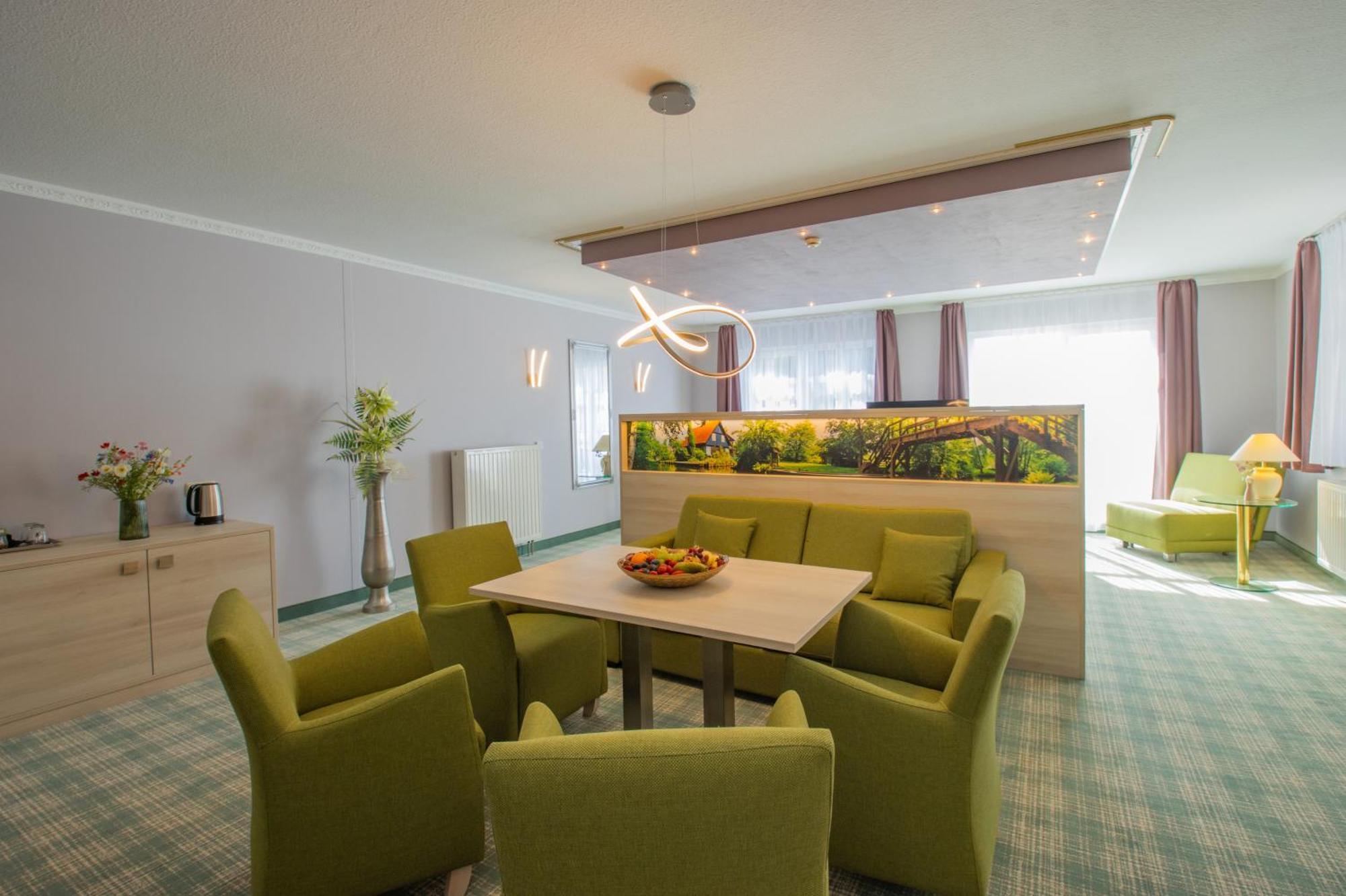 Ferien Hotel Spree-Neisse Neuhausen  Esterno foto