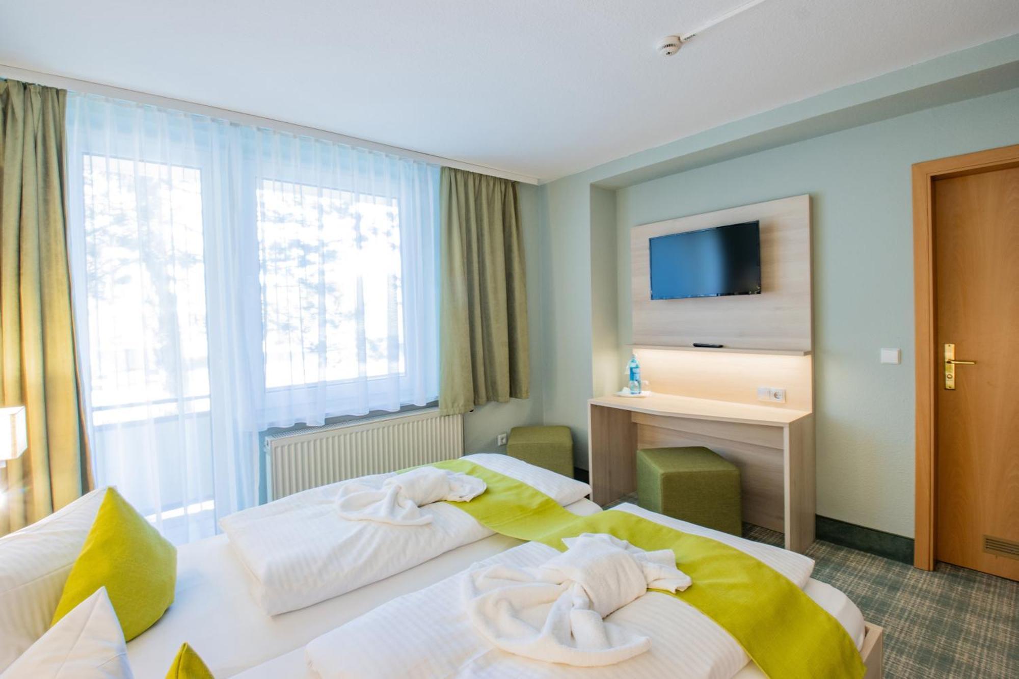 Ferien Hotel Spree-Neisse Neuhausen  Esterno foto