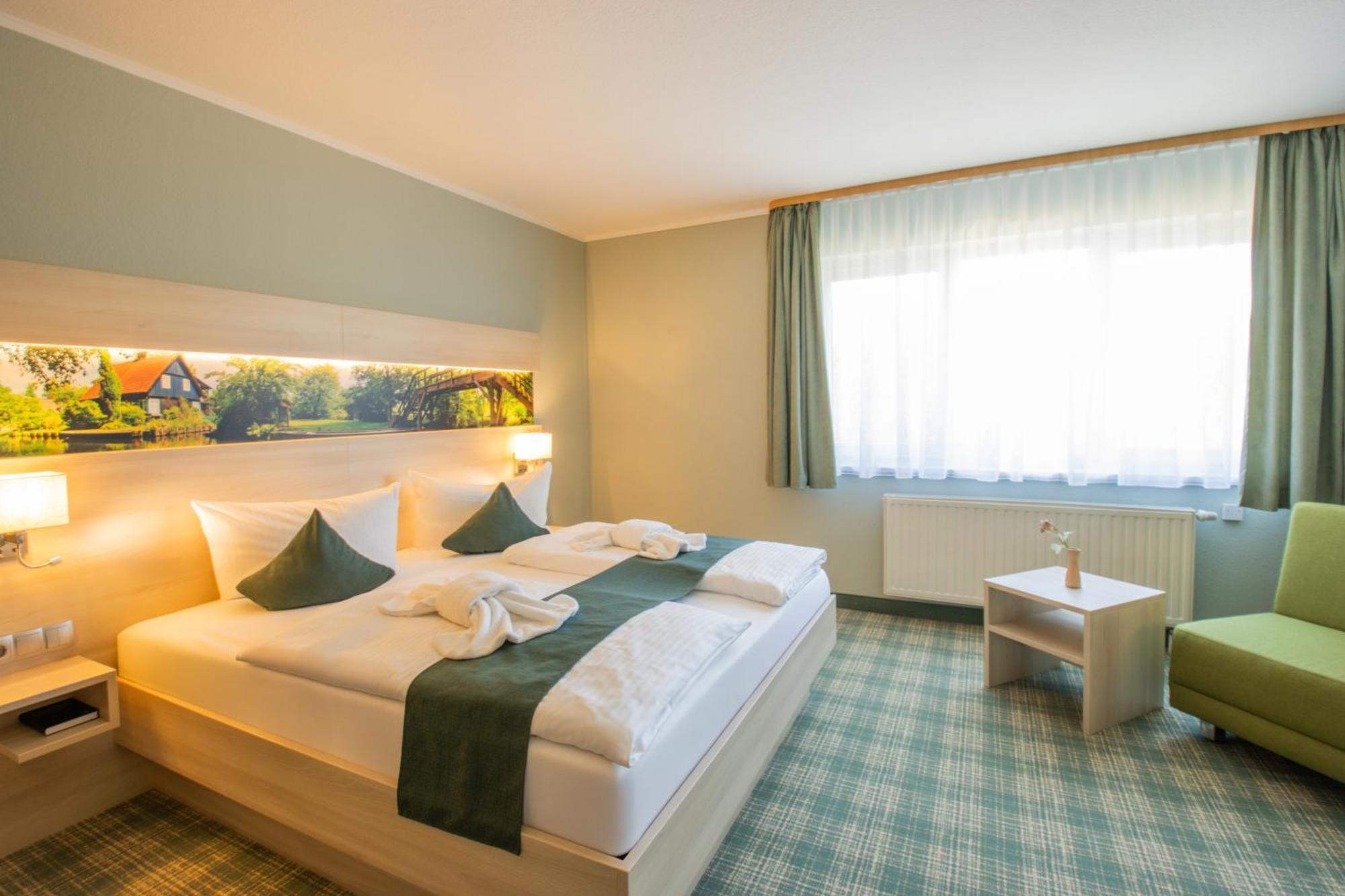 Ferien Hotel Spree-Neisse Neuhausen  Esterno foto